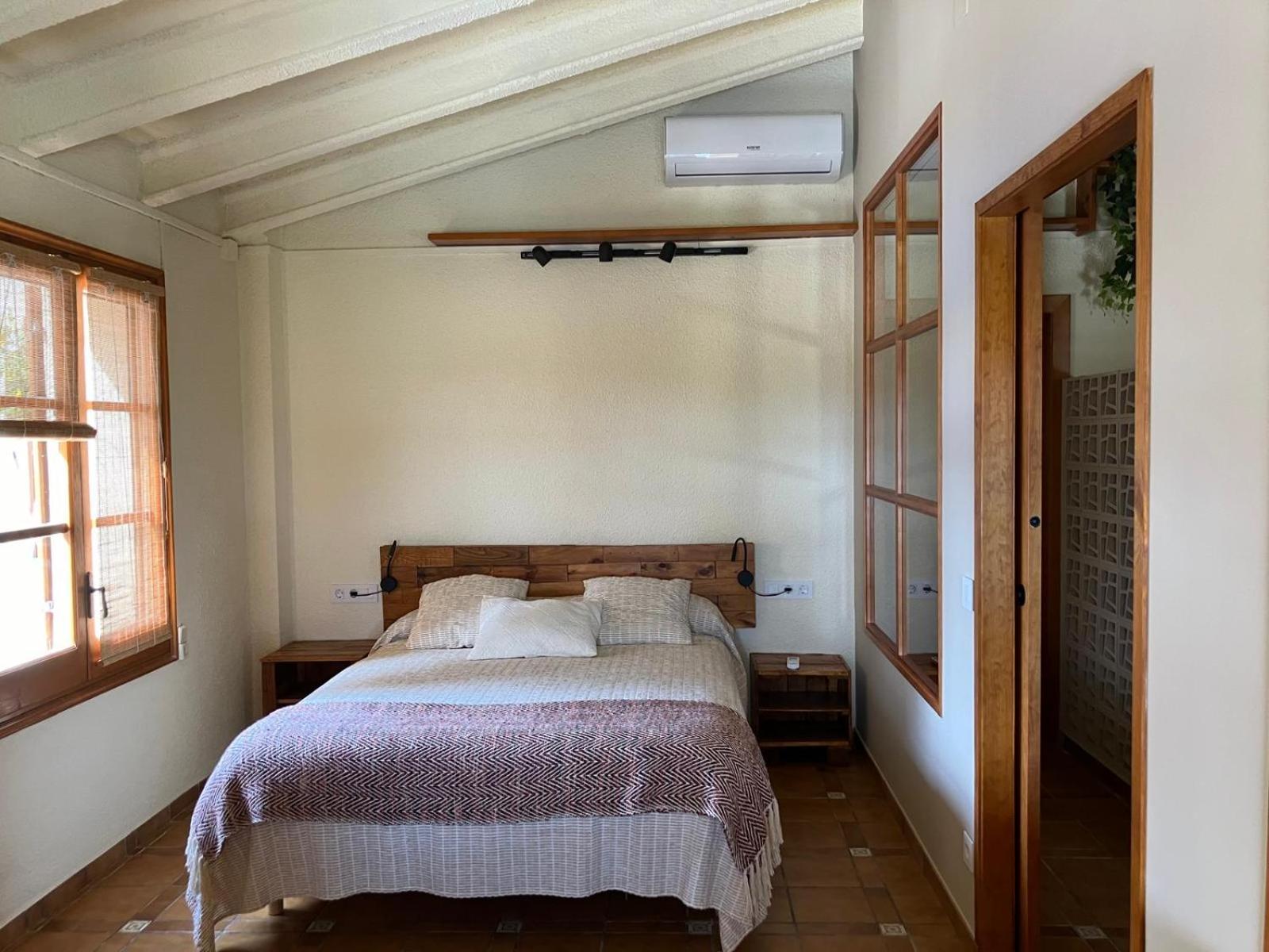 Apartment With Private Pool And Garden San Martin Sarroca Exterior photo